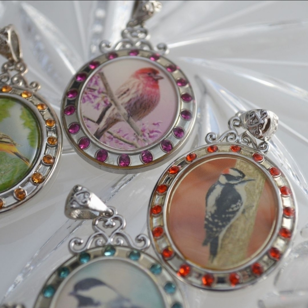 Willabee&Ward Swarovski Songbird Birth Month Pendants Set - Picture 5 of 9